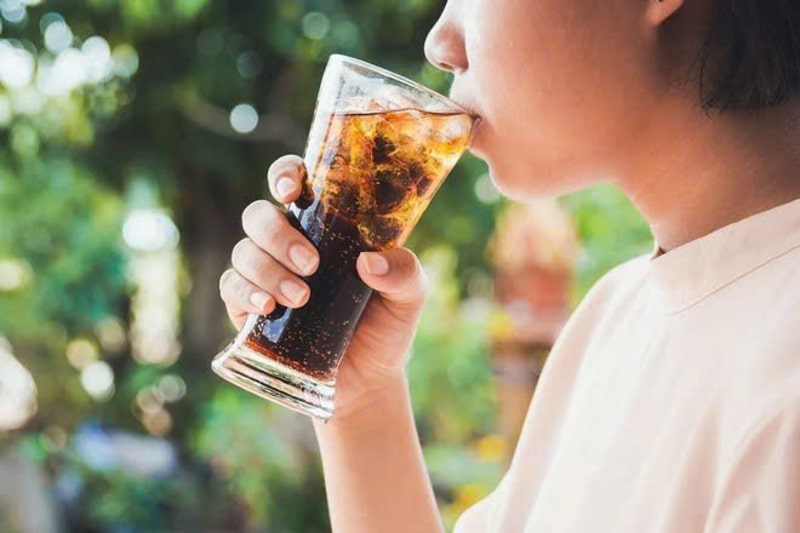 cách giảm thiểu tác hại của nước có ga