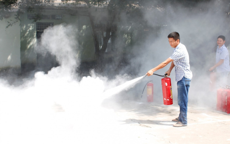 Cách sử dụng bình cứu hỏa dạng khí CO2